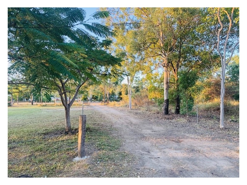 76 Jensen Road, Jensen QLD 4818