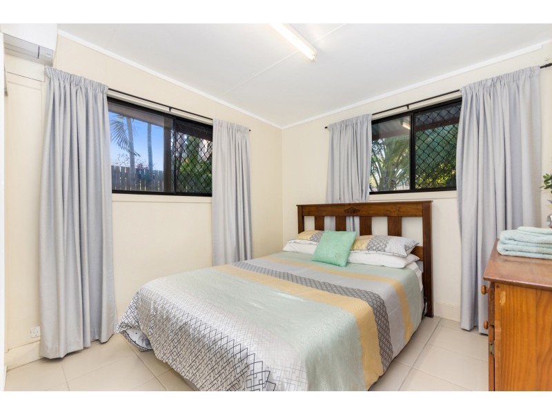 16 Trix Street, Rosslea QLD 4812