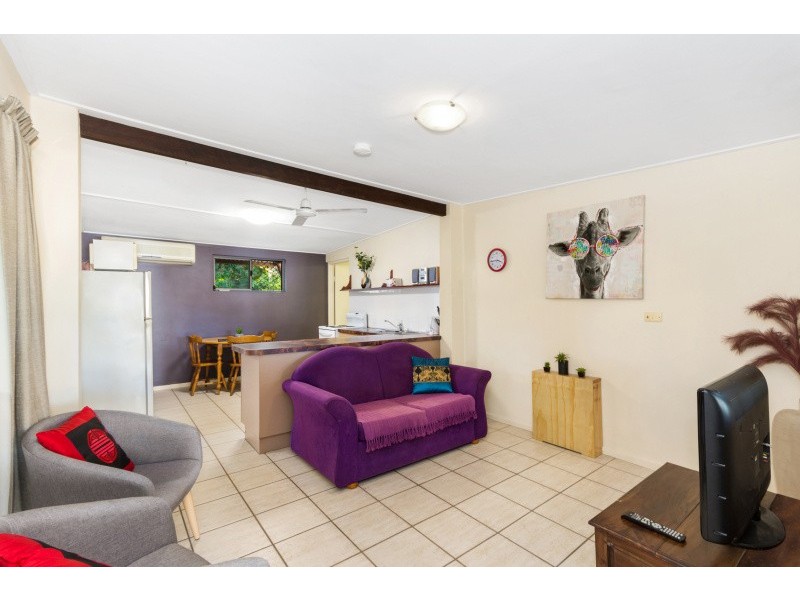 16 Trix Street, Rosslea QLD 4812