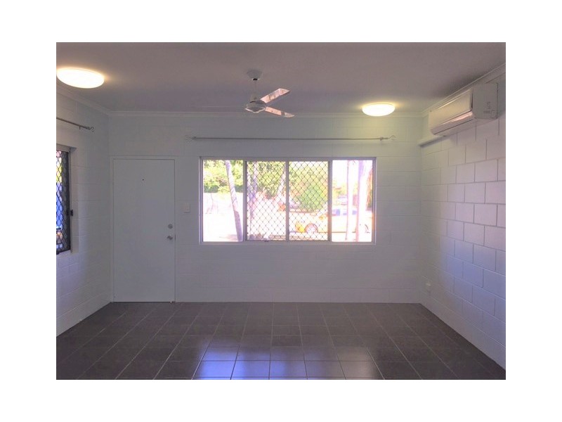 1/18 Maria Street, Rasmussen QLD 4815