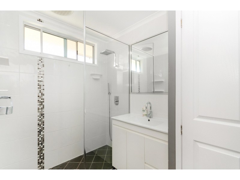 31 Hasson Street, Kirwan QLD 4817