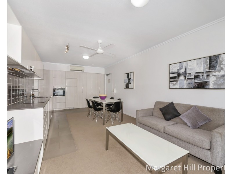6/5 Kingsway Place, Townsville City QLD 4810