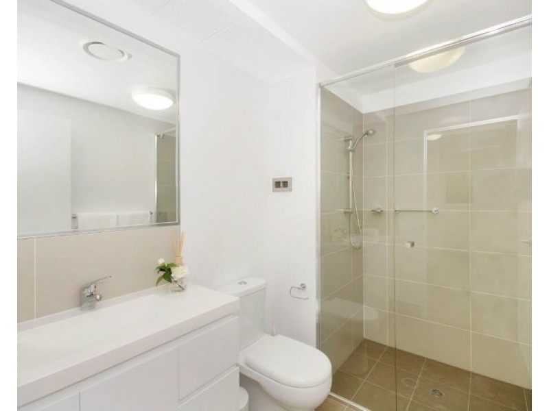 704/68 McIlwraith Street, South Townsville QLD 4810