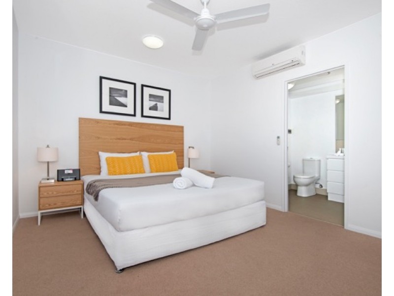 704/68 McIlwraith Street, South Townsville QLD 4810