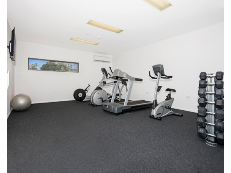 704/68 McIlwraith Street, South Townsville QLD 4810