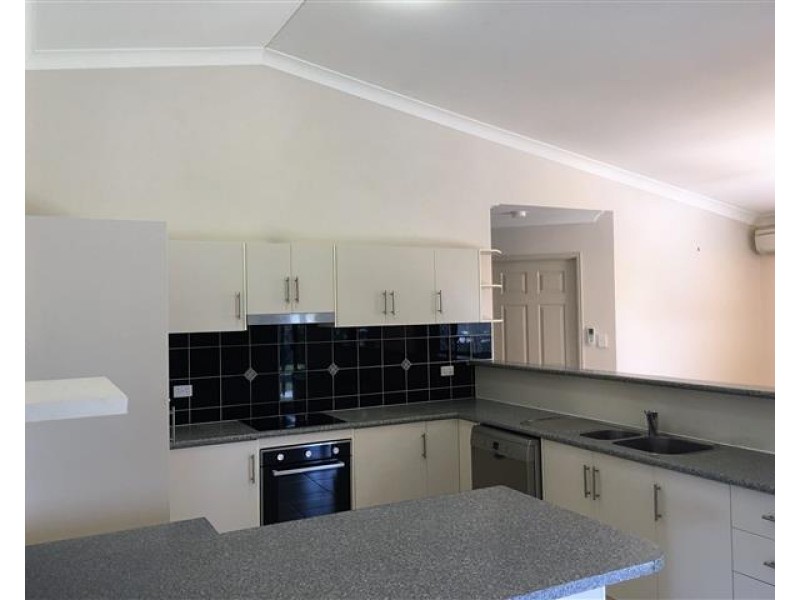 12 Elton Drive, Kelso QLD 4815