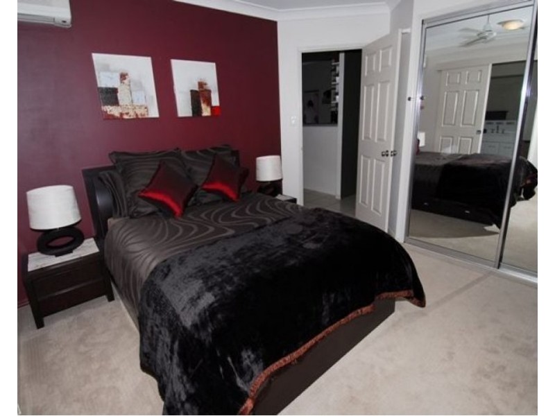 12 Elton Drive, Kelso QLD 4815