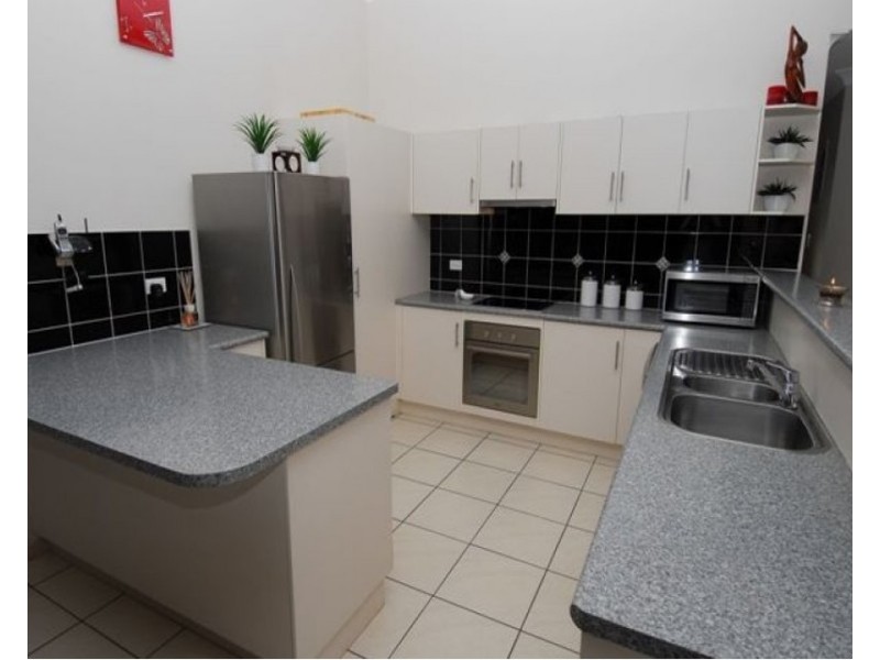 12 Elton Drive, Kelso QLD 4815