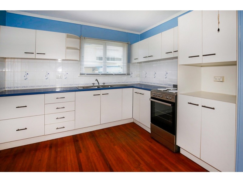 4 Daley Street, Heatley QLD 4814