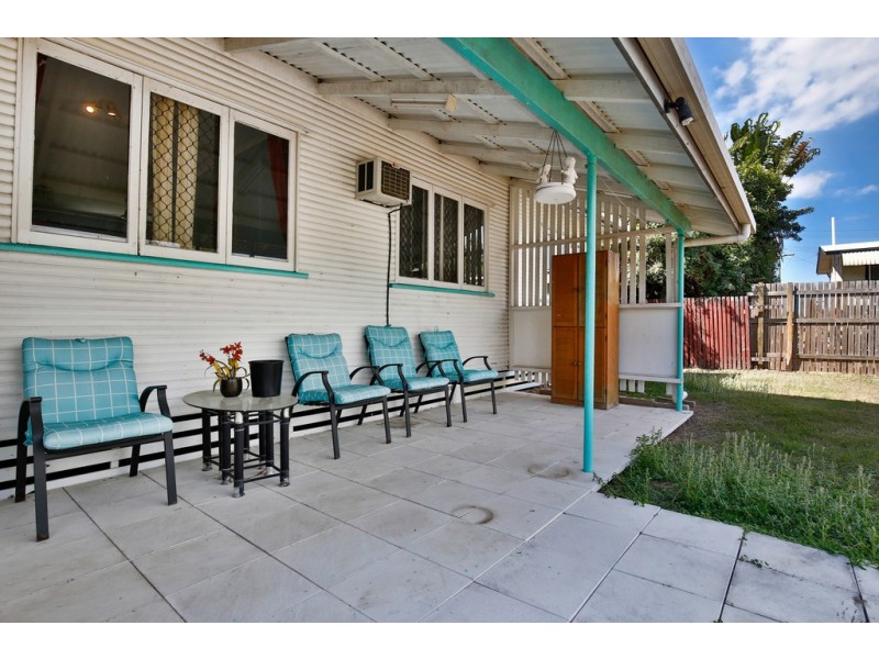 4 Daley Street, Heatley QLD 4814