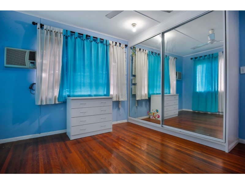 4 Daley Street, Heatley QLD 4814