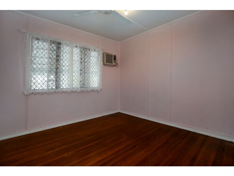 4 Daley Street, Heatley QLD 4814