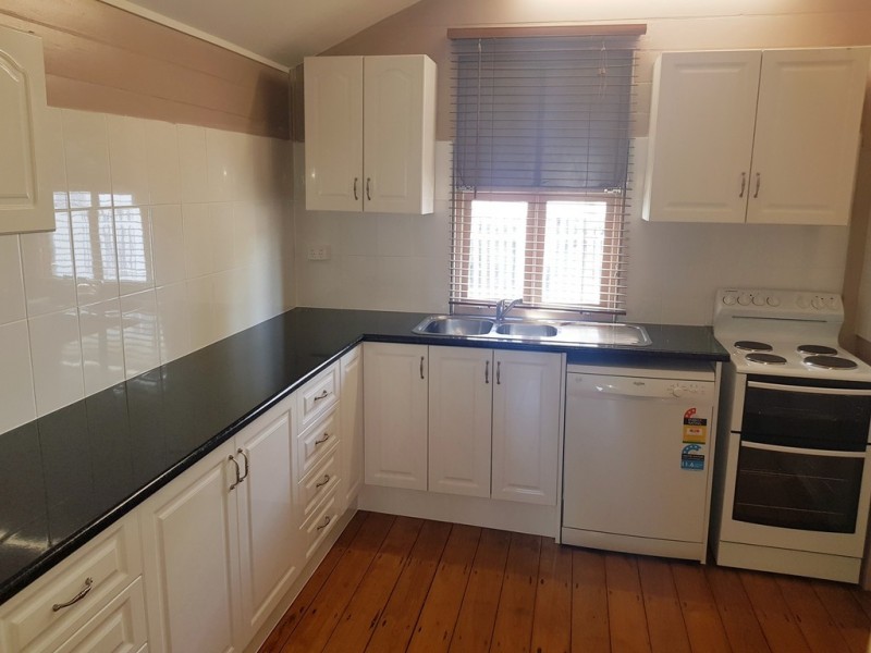 45 Carmody Street, Hermit Park QLD 4812