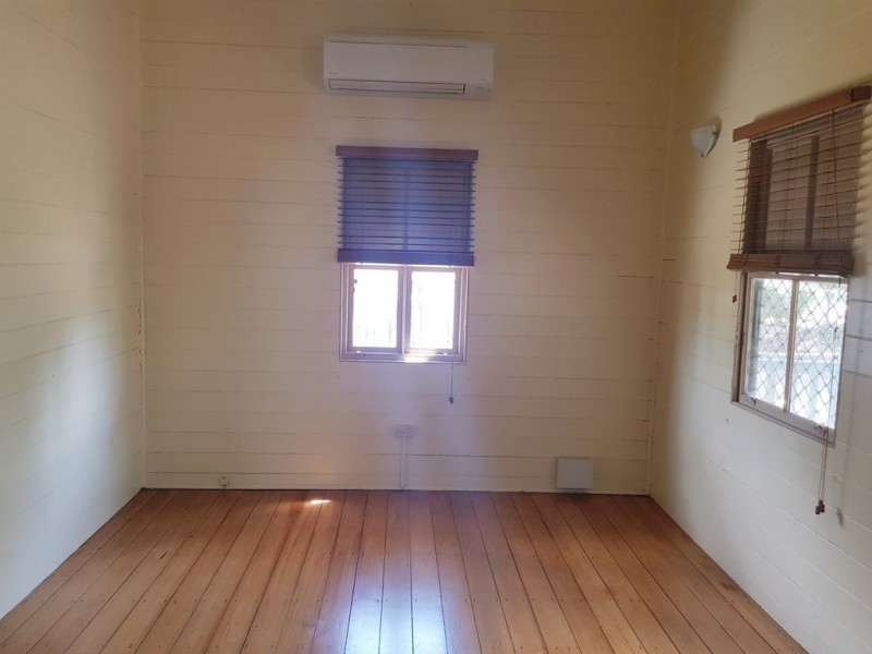 45 Carmody Street, Hermit Park QLD 4812