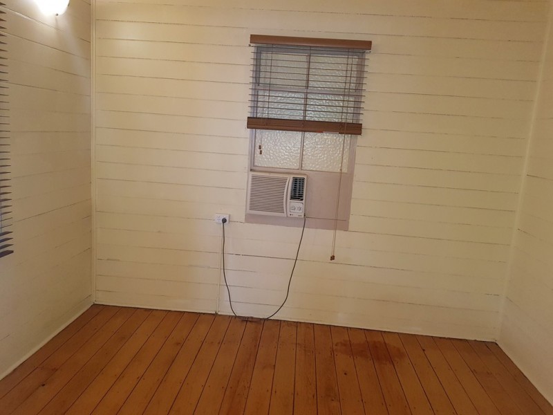 45 Carmody Street, Hermit Park QLD 4812