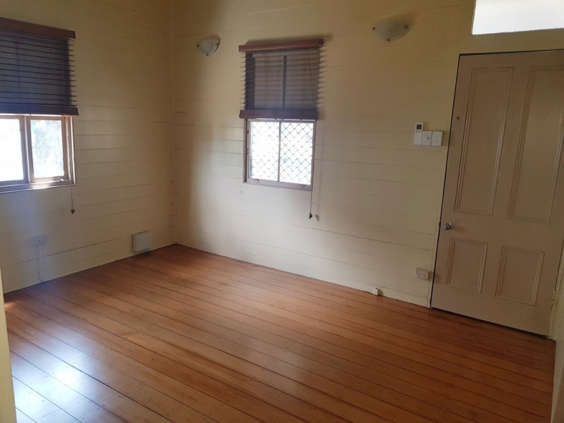 45 Carmody Street, Hermit Park QLD 4812