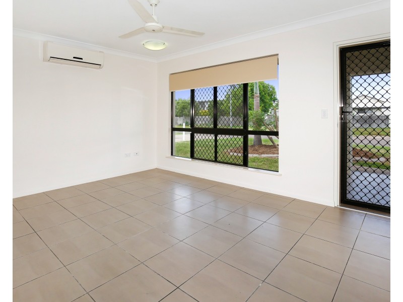 33 Medici Drive, Kelso QLD 4815