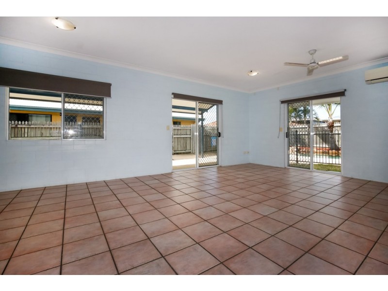 23 College Lane, Douglas QLD 4814