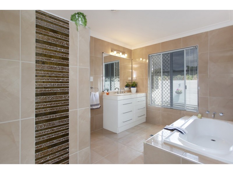 10 Yarran Court, Nome QLD 4816