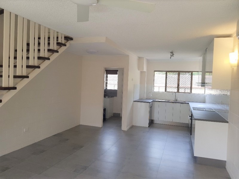 9/25 Roberts Street, Hermit Park QLD 4812