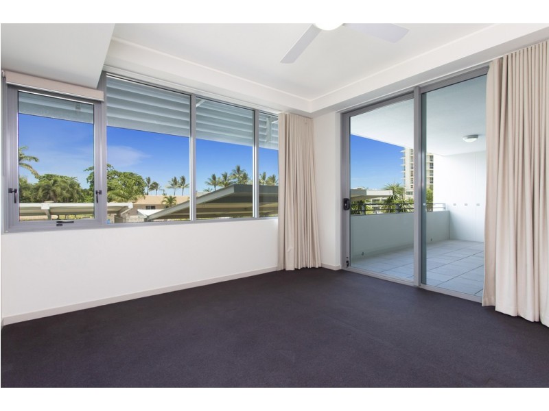 1206/6 Mariners Drive, Townsville City QLD 4810