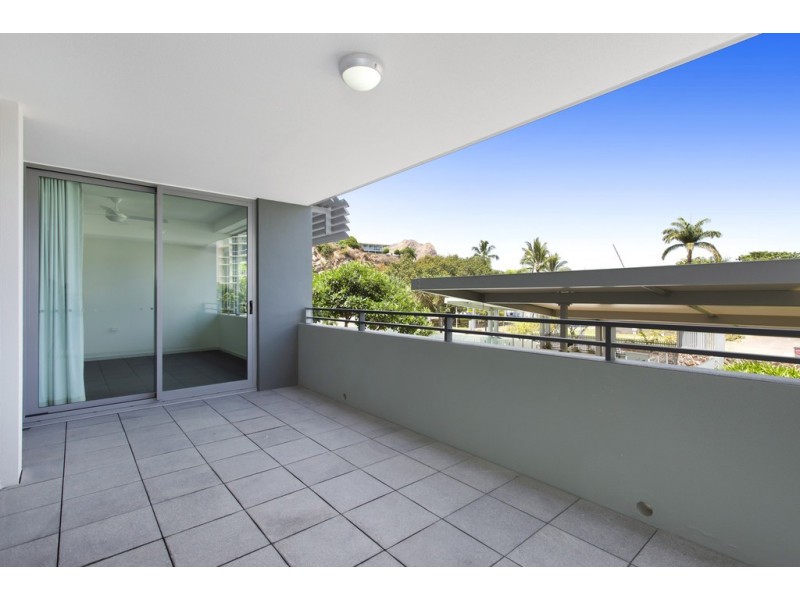 1206/6 Mariners Drive, Townsville City QLD 4810