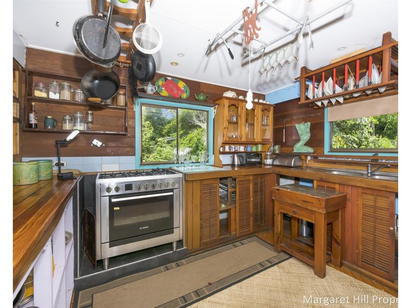 2 Mango Parkway, Nelly Bay QLD 4819