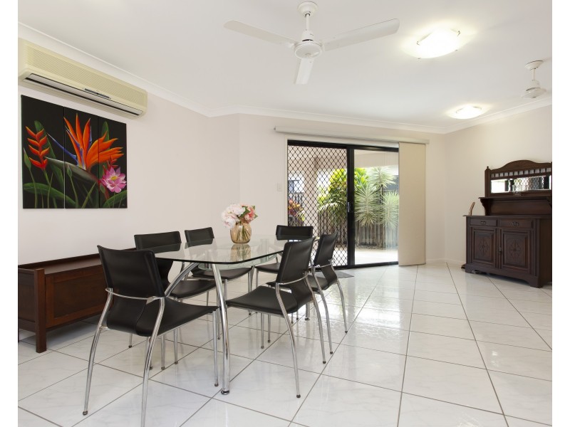 8 Fitzallan Street, Bushland Beach QLD 4818