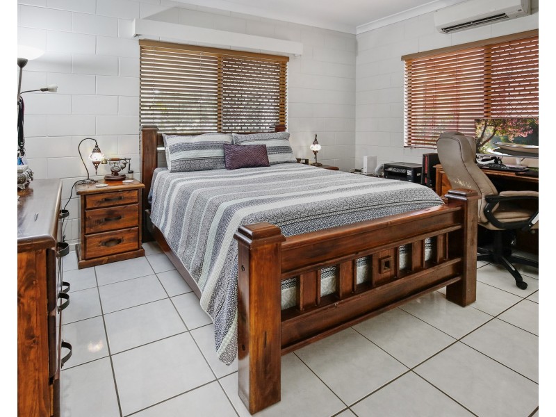 10 Gibraltar Road, Rangewood QLD 4817