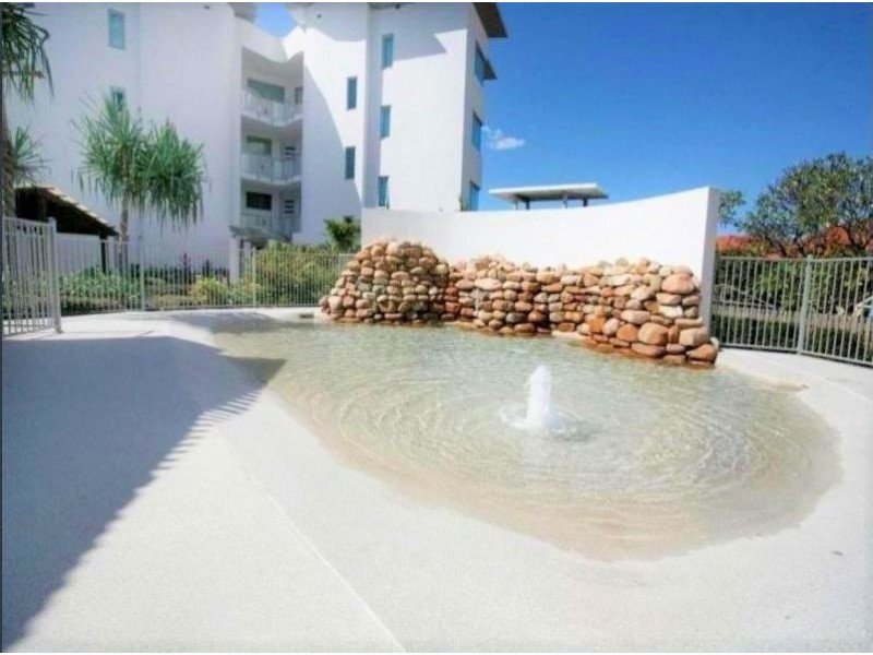 304/72-74 The Strand, North Ward QLD 4810