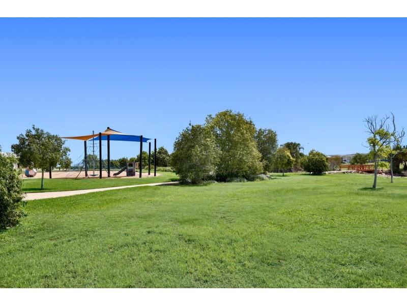 5 Osterlund Place, Burdell QLD 4818