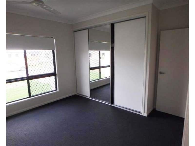 75A Wakeboard Circuit, Kelso QLD 4815