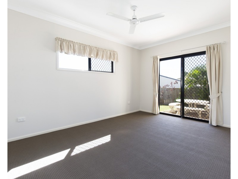 10 Baxendell Place, Bushland Beach QLD 4818