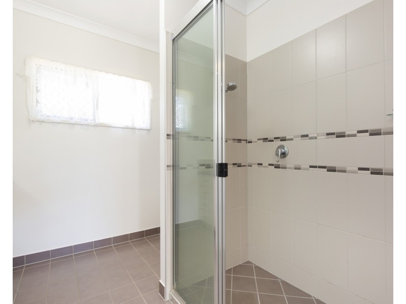 10 Baxendell Place, Bushland Beach QLD 4818