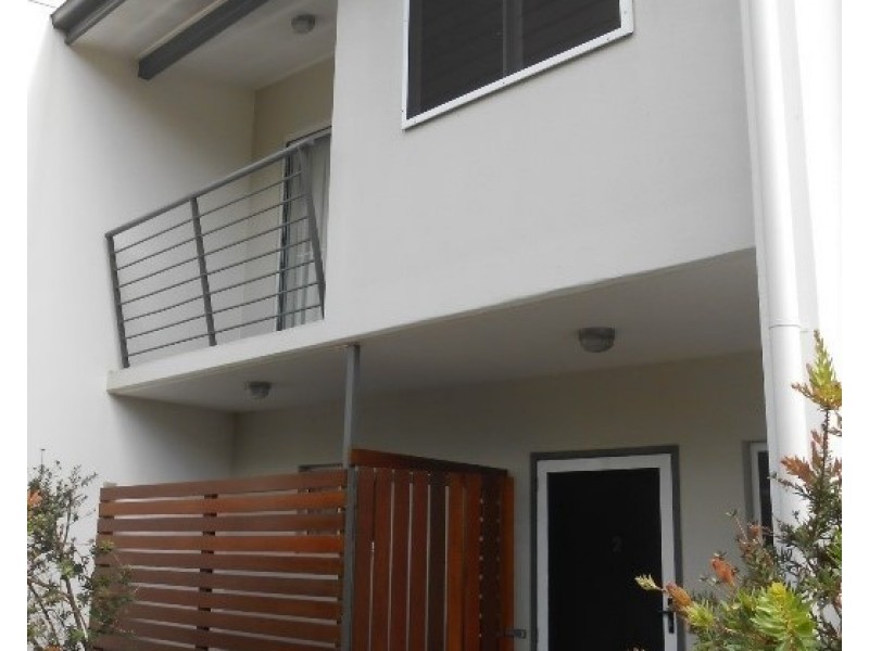 2/159-163 Riverside Boulevard, Douglas QLD 4814