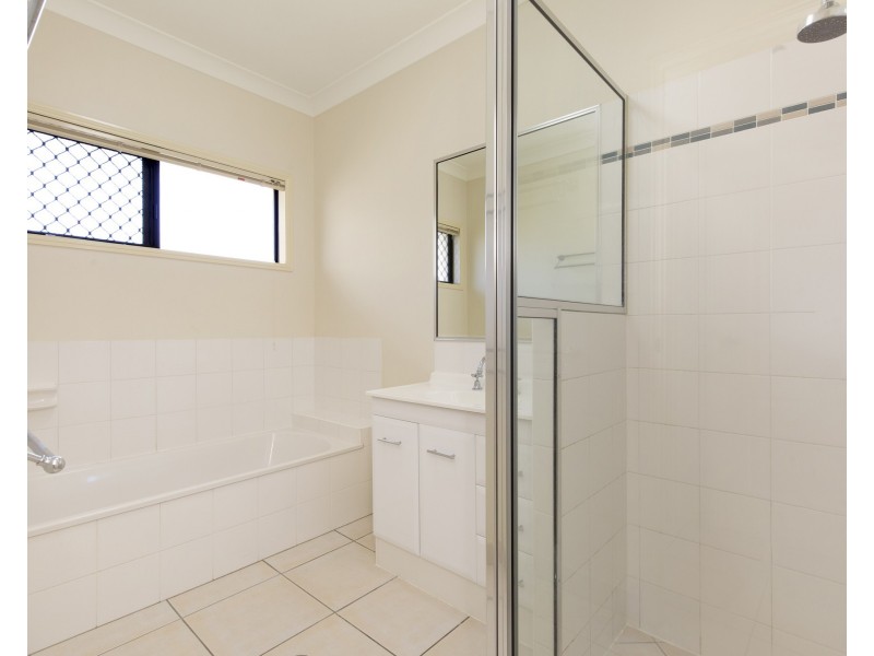 16 Tambo Court, Mount Louisa QLD 4814