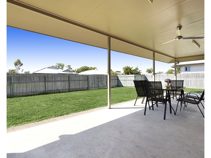 2 Apple Gum Avenue, Mount Low QLD 4818