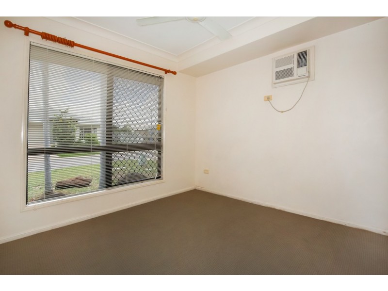 92 Estuary Parade, Douglas QLD 4814