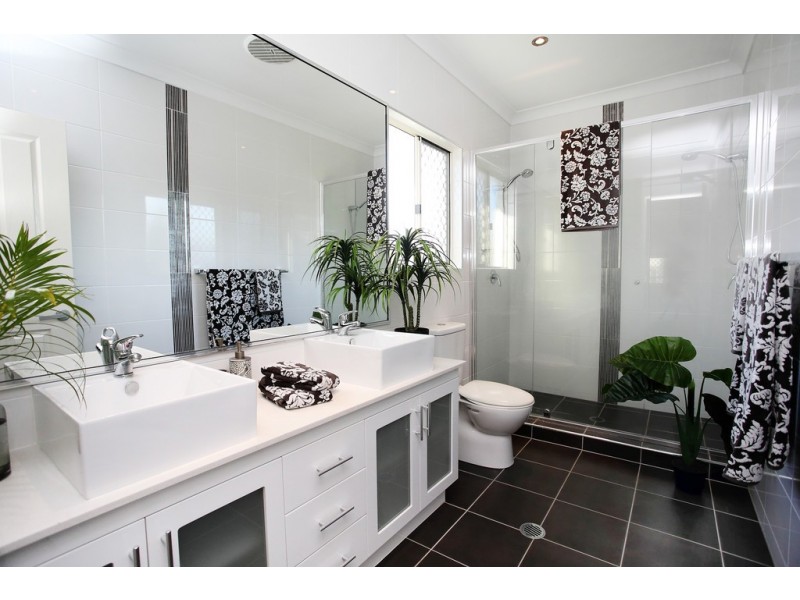 5 Waterstone Terrace, Idalia QLD 4811