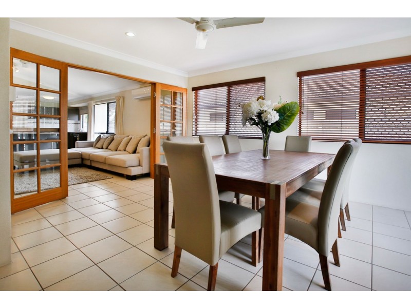 15 Petrie Way, Idalia QLD 4811