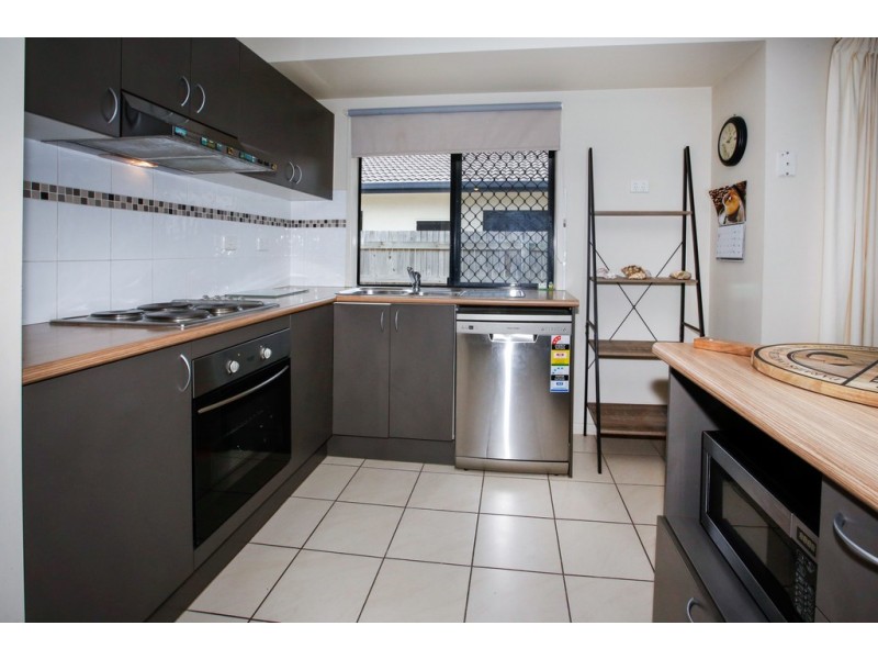 15 Petrie Way, Idalia QLD 4811