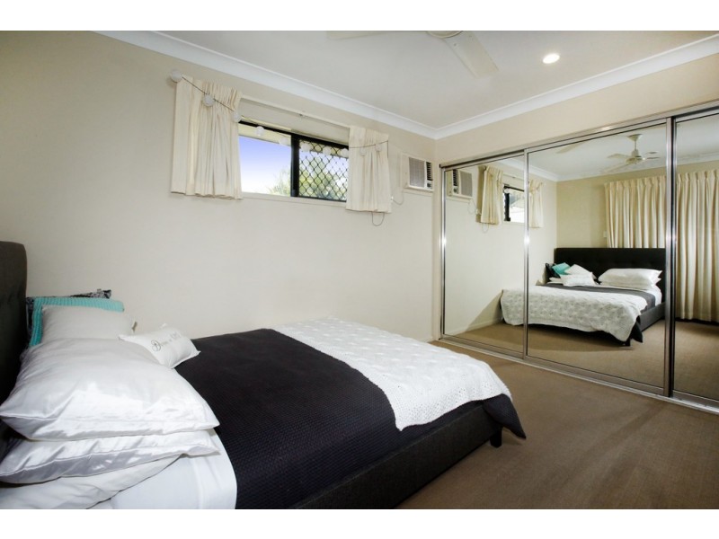 15 Petrie Way, Idalia QLD 4811