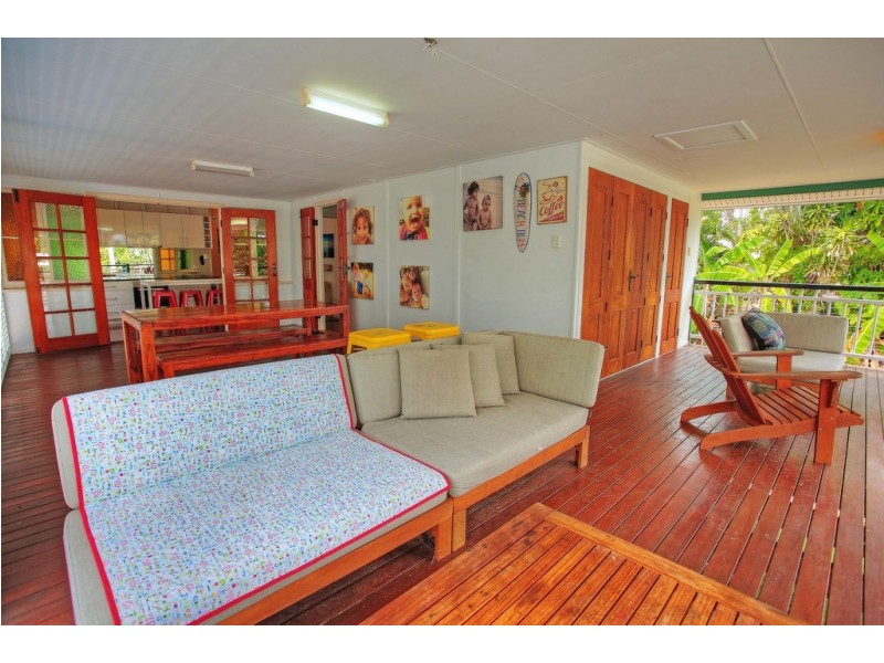 6 Garrick Street, West End QLD 4810