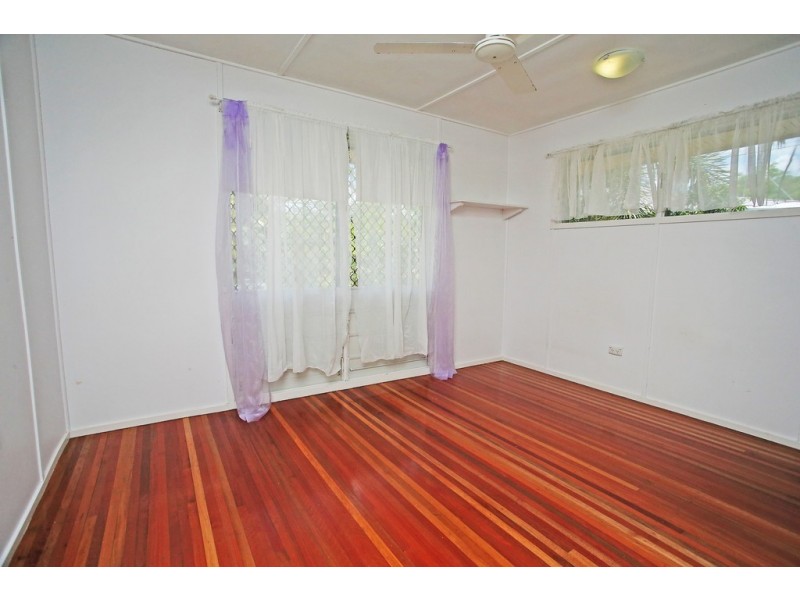 25 Cuthbert Crescent, Vincent QLD 4814
