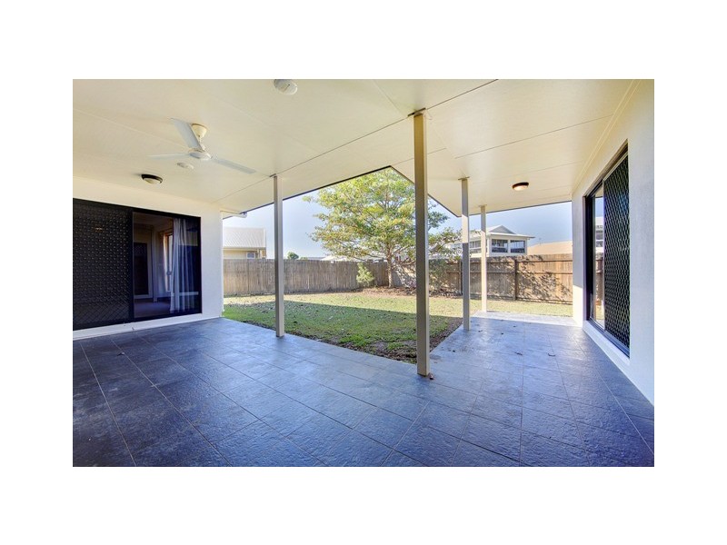 120 River Boulevard, Idalia QLD 4811