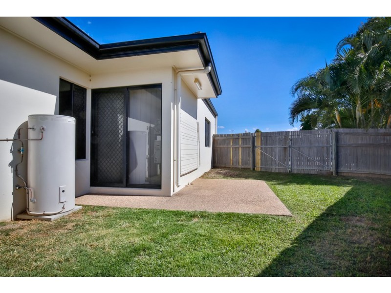 120 River Boulevard, Idalia QLD 4811