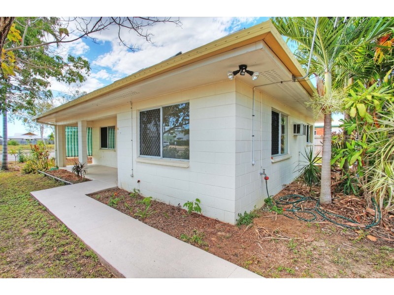 35 Pelican Avenue, Condon QLD 4815