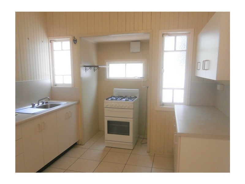 24 Lockheed Street, Garbutt QLD 4814