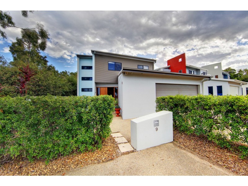 9 Springbrook Parade, Idalia QLD 4811