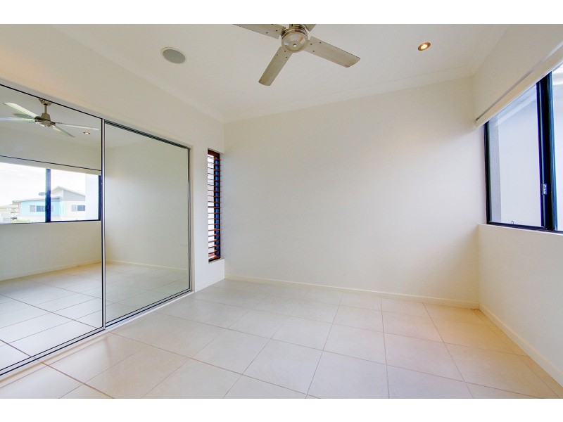 9 Springbrook Parade, Idalia QLD 4811